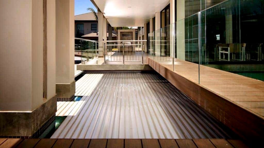 PoolDeck Slatted Automatic Covers 03 1024x576 1